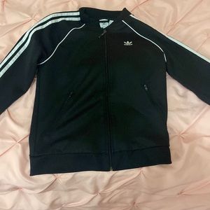 Women’s zip up